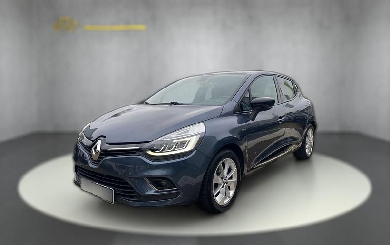 Grau metallic Gebraucht 2016 Renault Clio IV LIMITED Deluxe | 11.170 € (Etwas zu teuer) - Bild 1/4