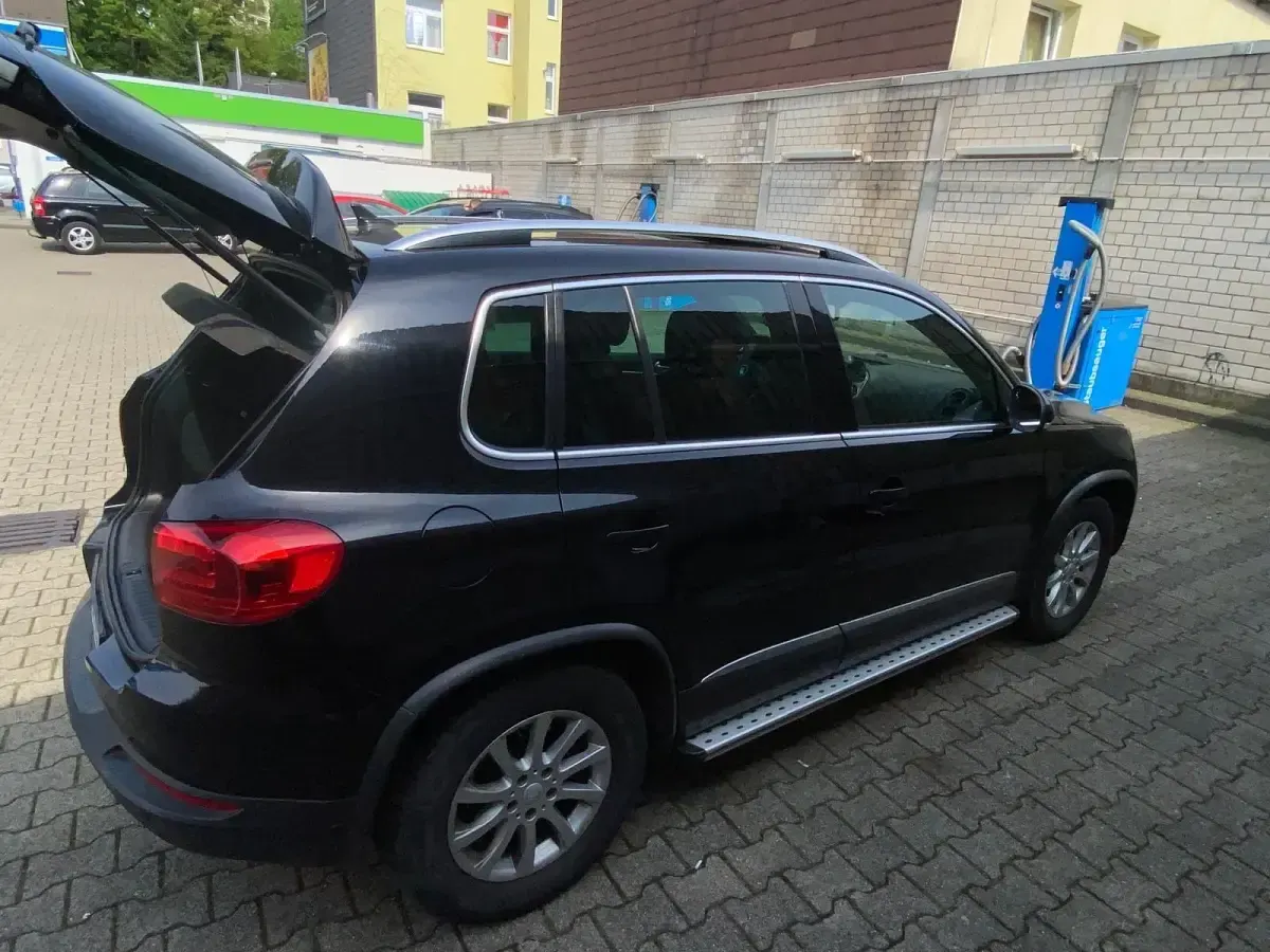 Gebraucht VW Tiguan 177 PS (130 kW) 2013 Blau SUV