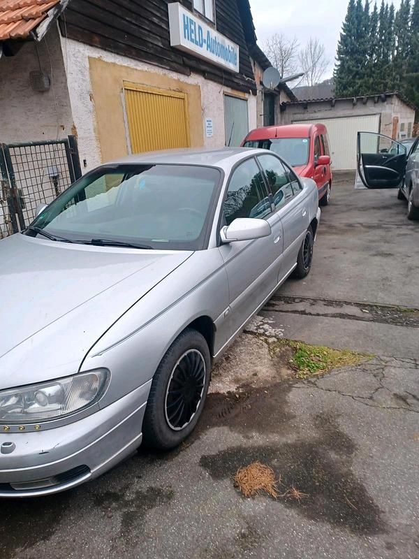 Gebraucht Opel Omega 144 PS (105 kW) 2000 Silber Limousine