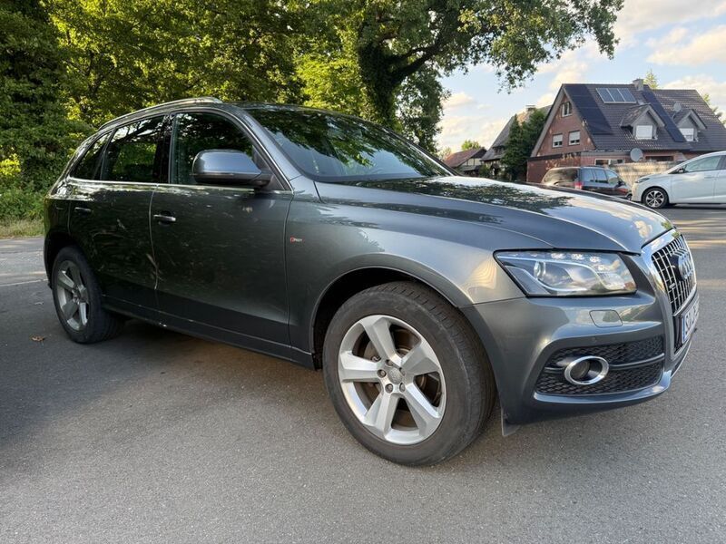 Grau Gebraucht 2011 Audi Q5 S-Line SUV | 14.499 € (Teuer) - Bild 1/4