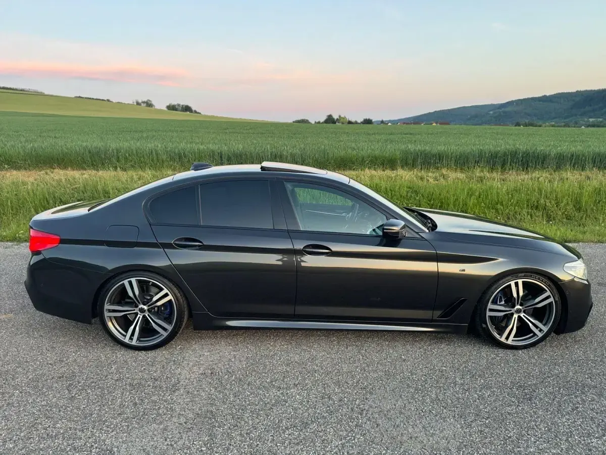 Gebraucht BMW 530 M Sport 265 PS (194 kW) 2019 Grau Limousine