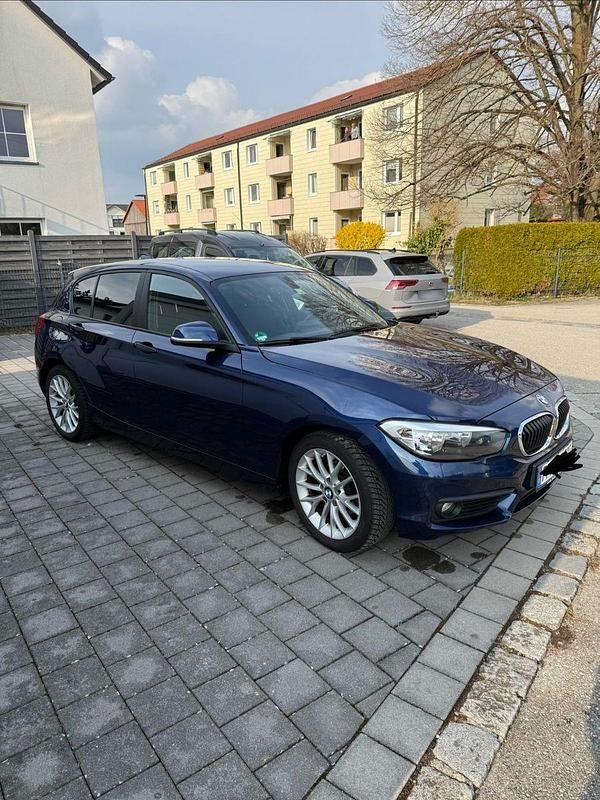Gebraucht BMW 116 116 PS (85 kW) 2018 Blau Kleinwagen