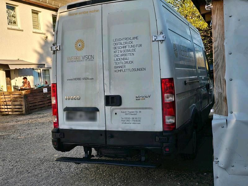 Second-hand Iveco Daily 116 CP (85 kW) 2007 Alb