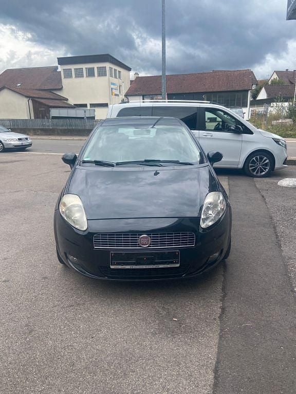 Schwarz Gebraucht 2008 Fiat Grande Punto Kleinwagen | 900 € (Superpreis) - Bild 1/4