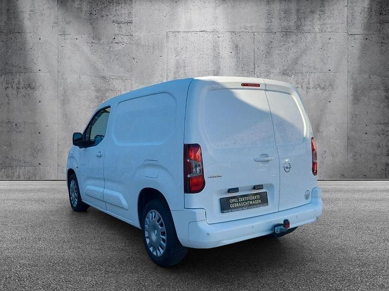 Gebraucht Opel Combo Edition 131 PS (96 kW) 2019 Weiß Van / Kleinbus