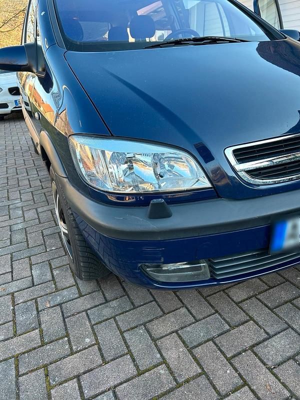 Gebraucht Opel Zafira 125 PS (91 kW) 2003 Blau Van / Kleinbus