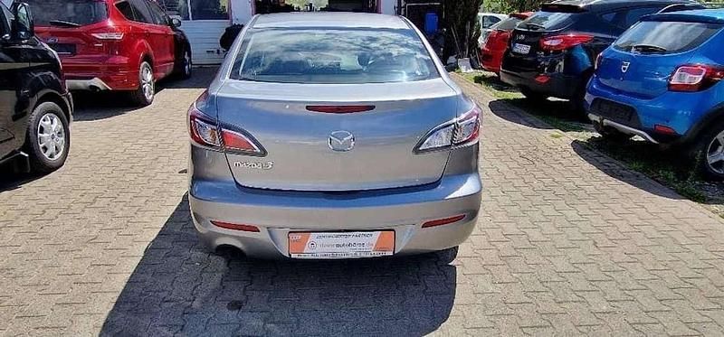 Gebraucht Mazda 3 105 PS (77 kW) 2012 Silber Limousine