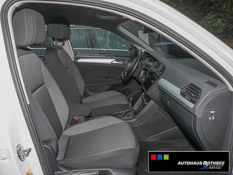 Gebraucht VW Tiguan Comfortline 131 PS (96 kW) 2020 Pure white SUV