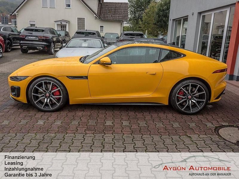 Gebraucht Jaguar F-Type R 575 PS (422 kW) 2022 Gelb Coupé