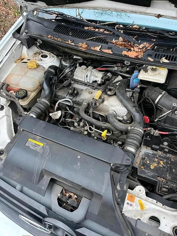 Gebraucht Ford Transit Connect 90 PS (66 kW) 2012 Weiß Van / Kleinbus