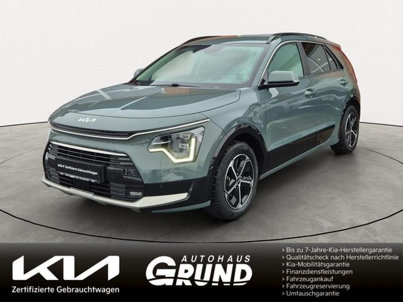 Cityscape green Gebraucht 2022 Kia Niro Comfort SUV | 23.890 € (Superpreis) - Bild 1/4
