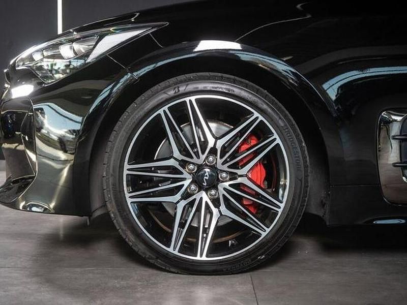 Gebraucht Kia Stinger GT 366 PS (269 kW) 2022 (abp) auroraschwarz metallic Kleinwagen