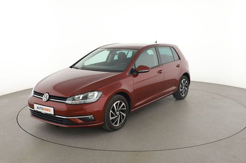 Rot Gebraucht 2019 VW Golf VII Join Limousine | 14.690 € (Fairer Preis) - Bild 1/4