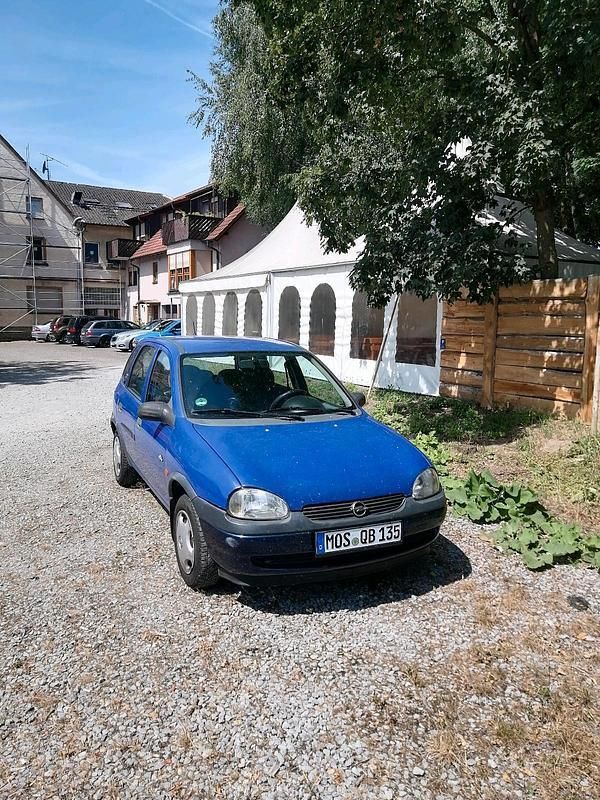 Blau Gebraucht 1998 Opel Corsa Kleinwagen | 400 € (Guter Preis) - Bild 1/4
