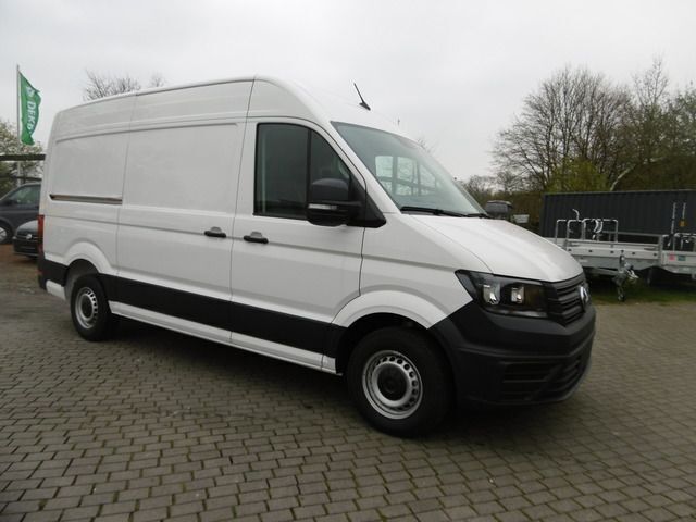 Weiß Gebraucht 2024 VW Crafter Van | 37.990 € (Guter Preis) - Bild 1/4