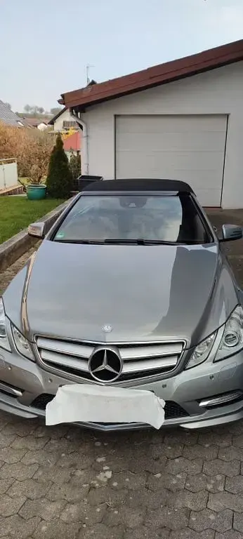 Gebraucht Mercedes E200 184 PS (135 kW) 2013 Silber Cabrio