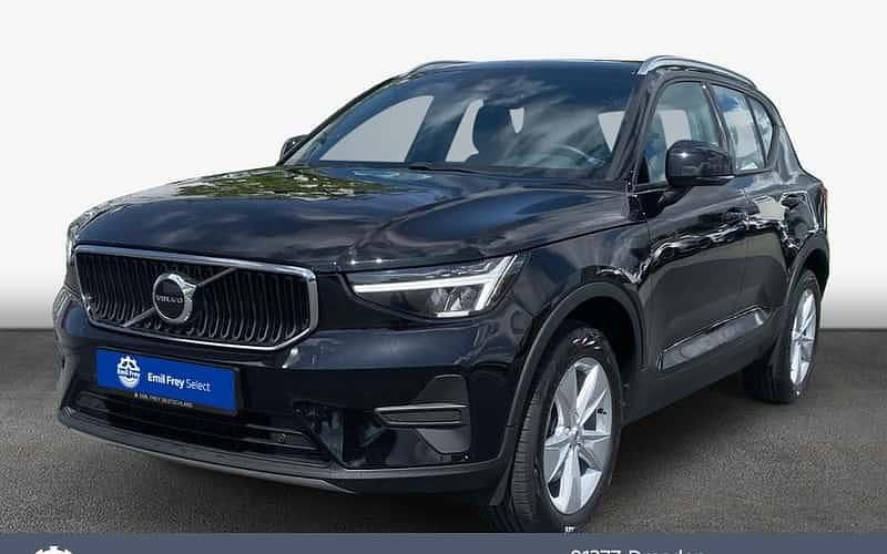 Schwarz Gebraucht 2024 Volvo XC40 Core SUV | 32.880 € (Superpreis) - Bild 1/4