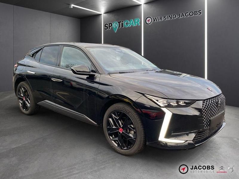 Gebraucht DS Automobiles DS4 Performance Line Plus 131 PS (96 kW) 2023 Schwarz perlanera (metallic) SUV