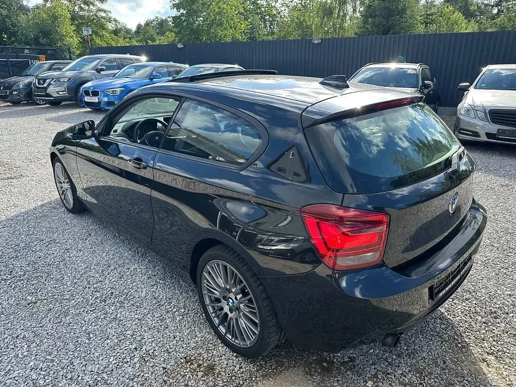 Gebraucht BMW 118 Advantage 170 PS (125 kW) 2013 Schwarz Kleinwagen