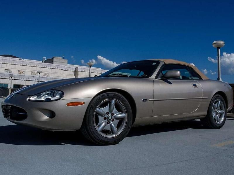 Bronze Gebraucht 2000 Jaguar XK8 Cabrio | 12.500 € (Superpreis) - Bild 1/4