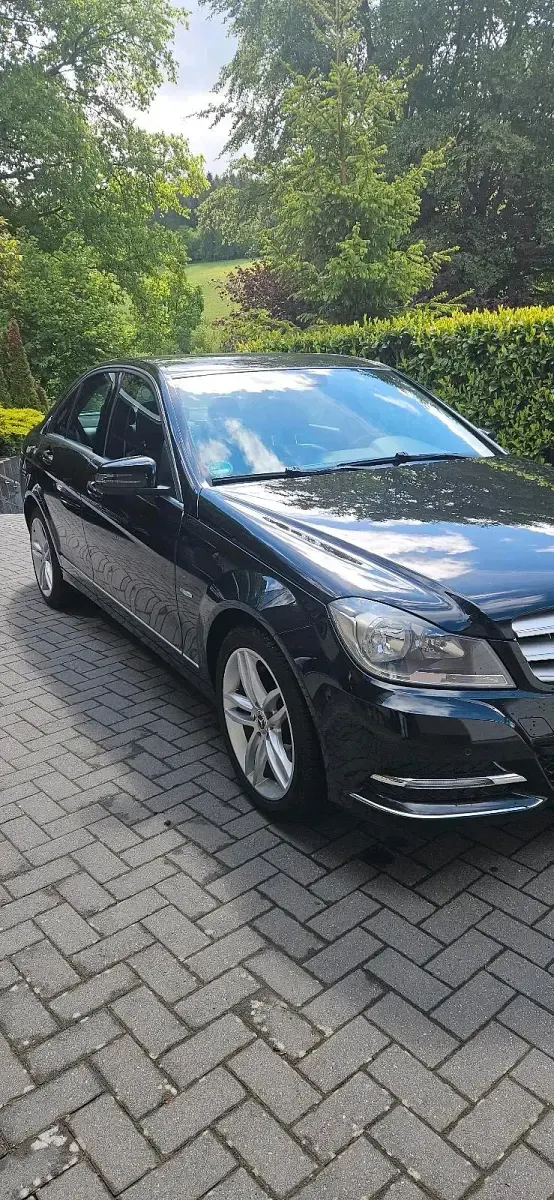 Gebraucht Mercedes C180 Avantgarde 156 PS (114 kW) 2011 Schwarz Limousine
