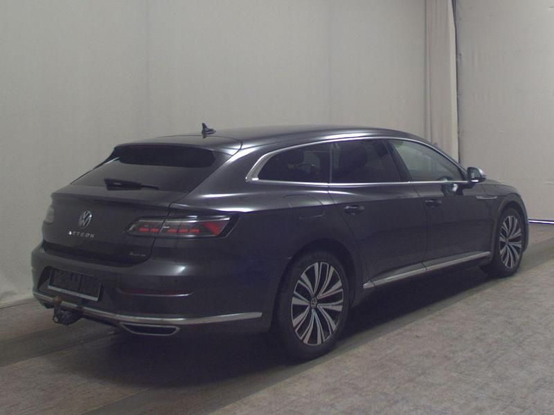Gebraucht VW Arteon Elegance 200 PS (147 kW) 2023 Mangangrau metallic Kombi