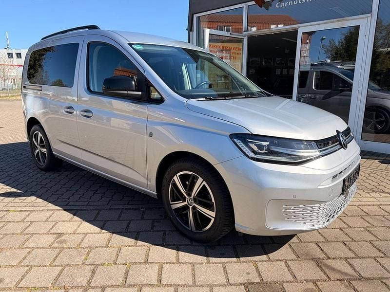 Second-hand VW Caddy Move 331 CP (243 kW) 2021 Argintiu Monovolum