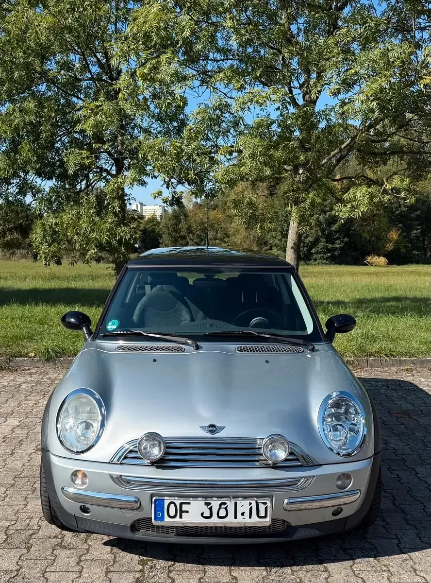 Käytetty Mini Cooper 116 HP (85 kW) 2002 Hopea Viistoperä