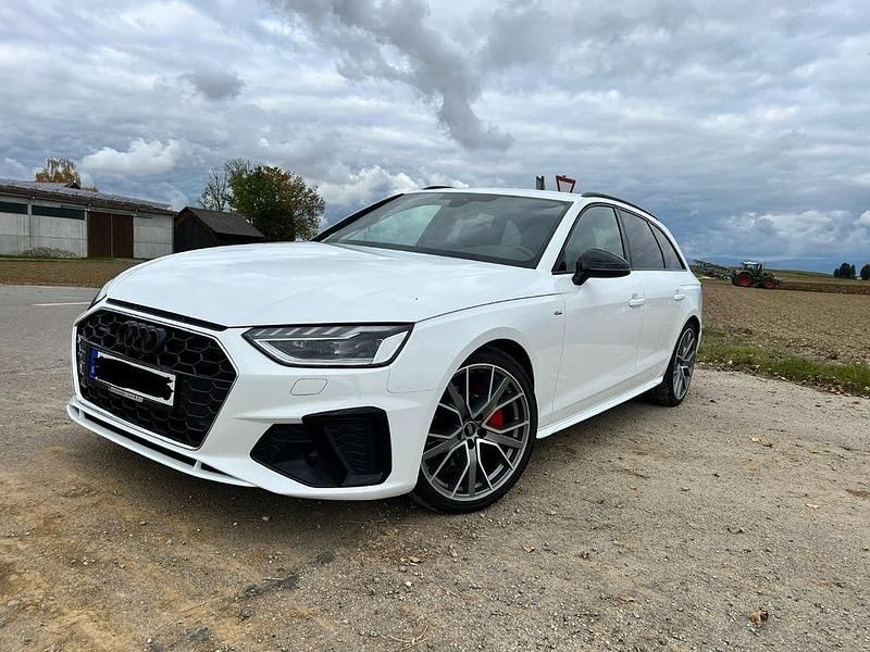 Weiß Gebraucht 2021 Audi A4 S-Line Kombi | 29.990 € (Fairer Preis) - Bild 1/4