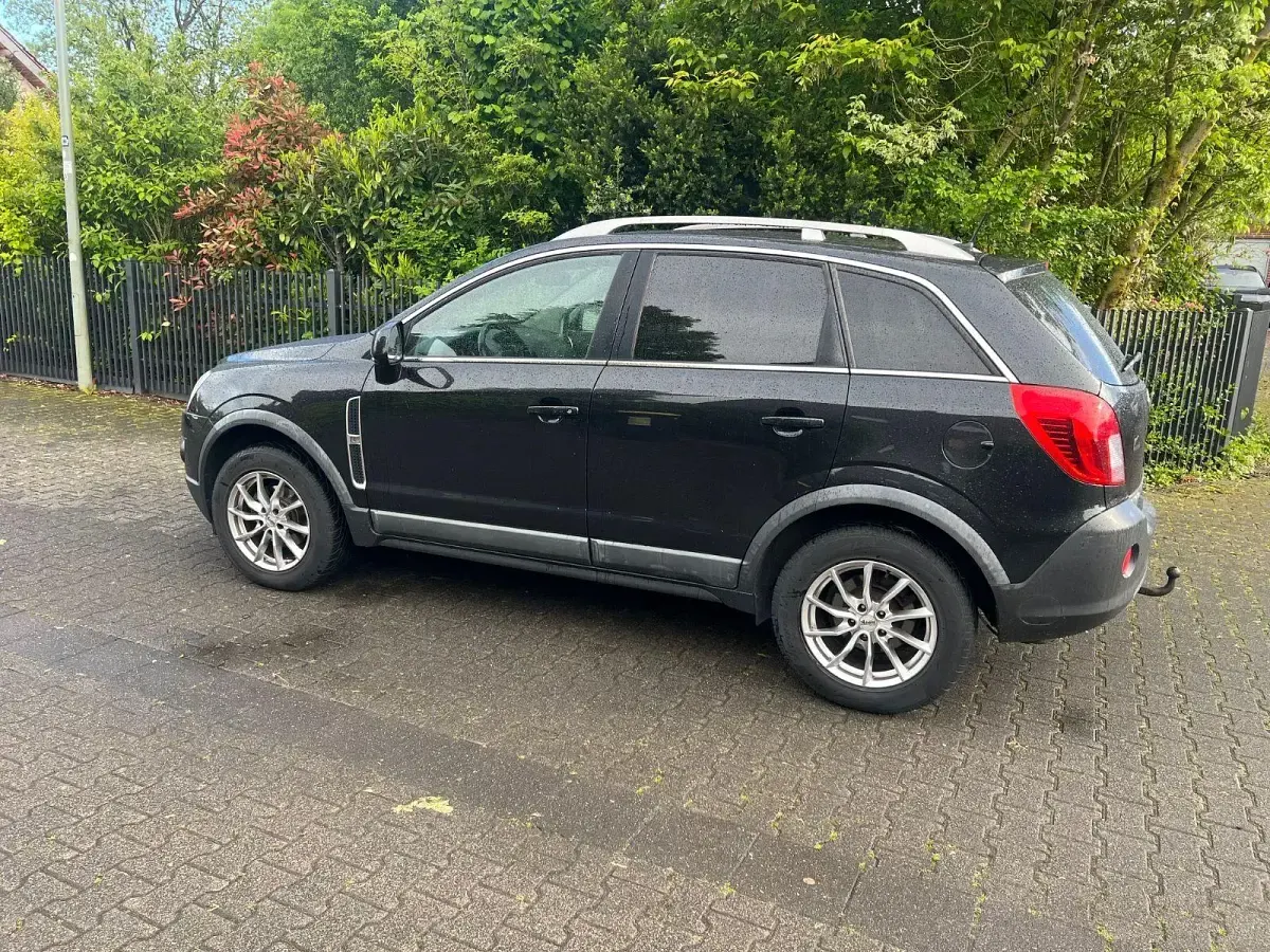 Gebraucht Opel Antara 170 PS (125 kW) 2017 Schwarz SUV