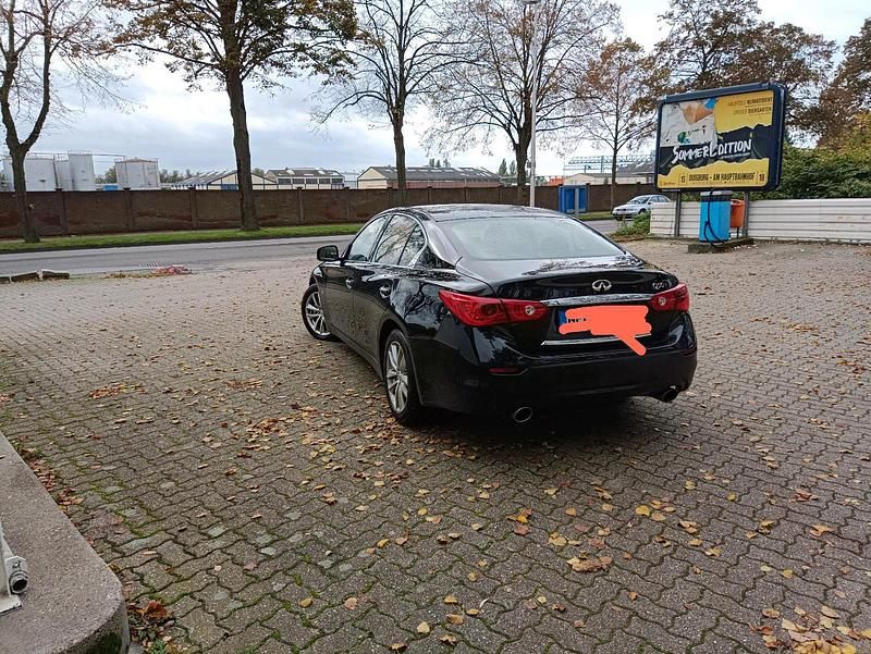 Gebraucht Infiniti Q50 170 PS (125 kW) 2014 Schwarz Limousine
