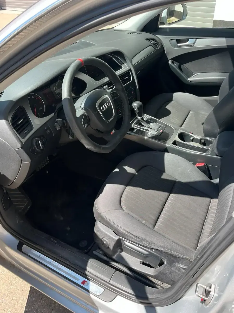 Używany Audi A4 160 KM (117 kW) 2008 Srebrny Sedan/Limuzyna