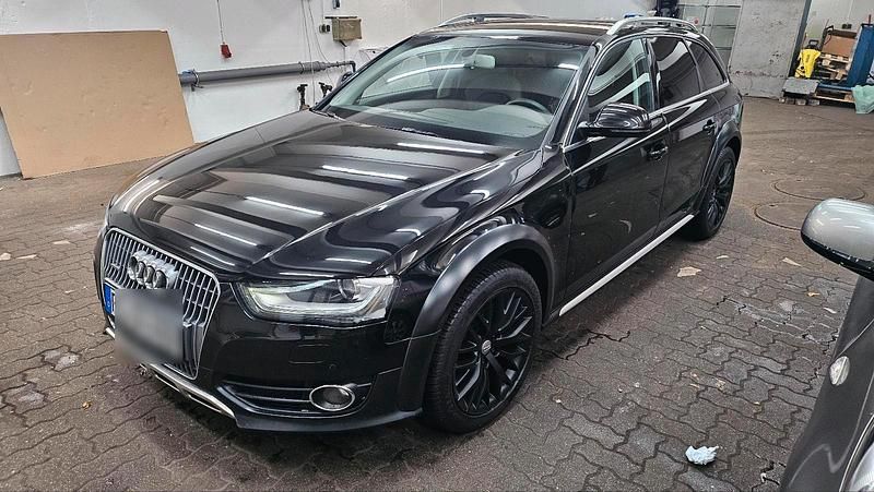 Schwarz Gebraucht 2014 Audi A4 Allroad Kombi | 15.500 € (Etwas zu teuer) - Bild 1/4