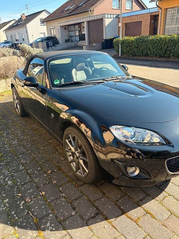 Gebraucht Mazda MX5 126 PS (92 kW) 2012 Schwarz Cabrio
