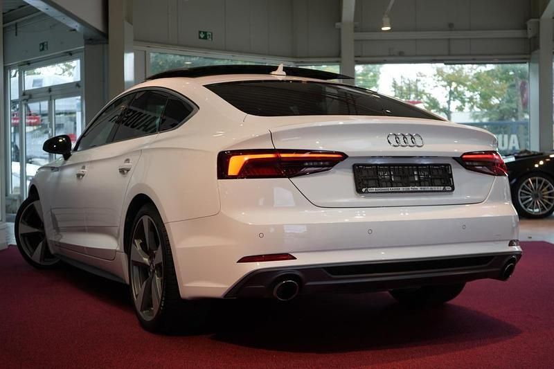 Gebraucht Audi A5 Sportback S-Line 190 PS (139 kW) 2019 Weiß Kleinwagen