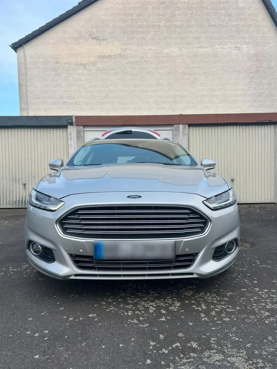 Gebraucht Ford Mondeo Titanium 165 PS (121 kW) 2019 Silber Kombi
