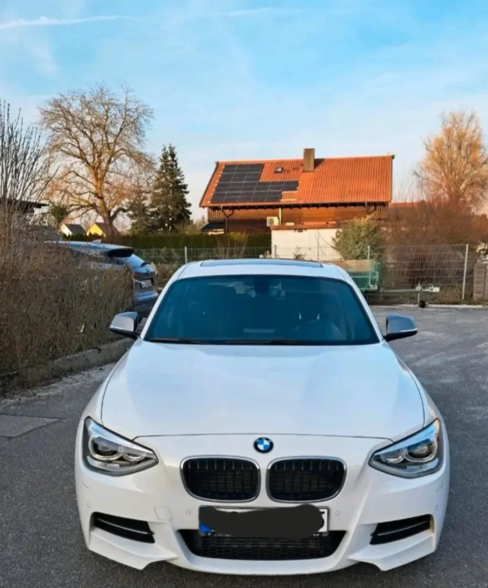 Gebraucht BMW M135 320 PS (235 kW) 2013 Weiß Kleinwagen