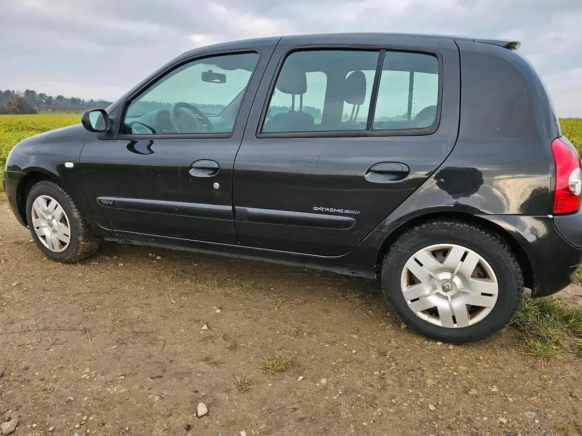 Gebraucht Renault Clio II 75 PS (55 kW) 2005 Schwarz Limousine
