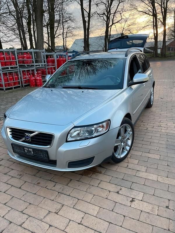 Second-hand Volvo V50 109 CP (80 kW) 2009 Argintiu Break