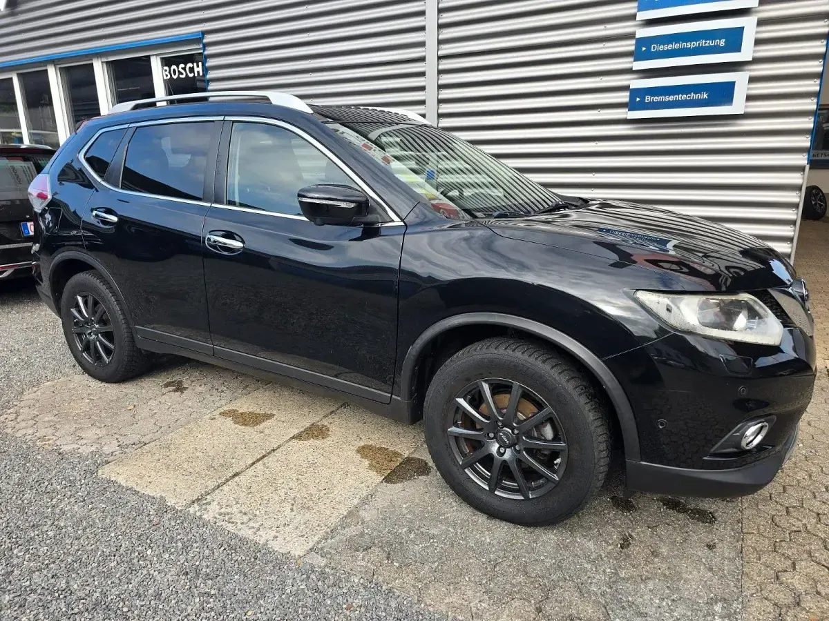 Gebraucht Nissan X-Trail 360º 163 PS (119 kW) 2016 Schwarz SUV