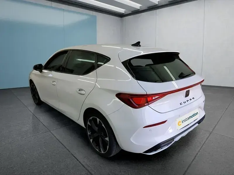 Gebraucht Cupra Leon 150 PS (110 kW) 2023 Weiß Kleinwagen