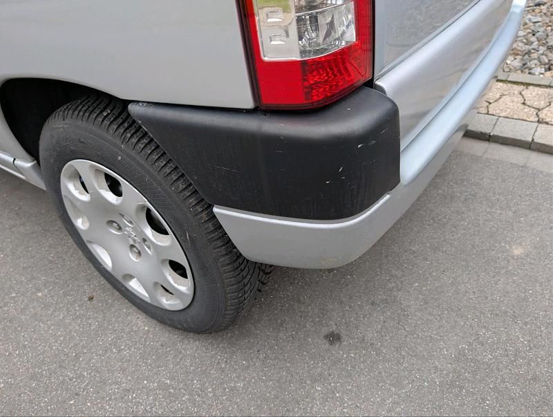 Gebraucht Peugeot Partner 109 PS (80 kW) 2006 Silber Van / Kleinbus