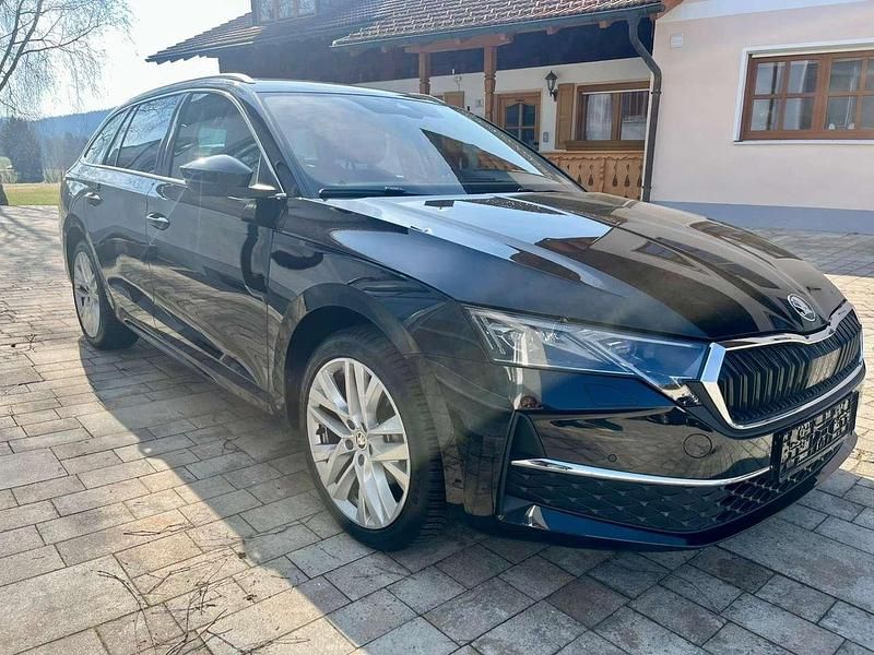 Gebraucht Skoda Octavia Active 110 PS (80 kW) 2024 Schwarz Kombi