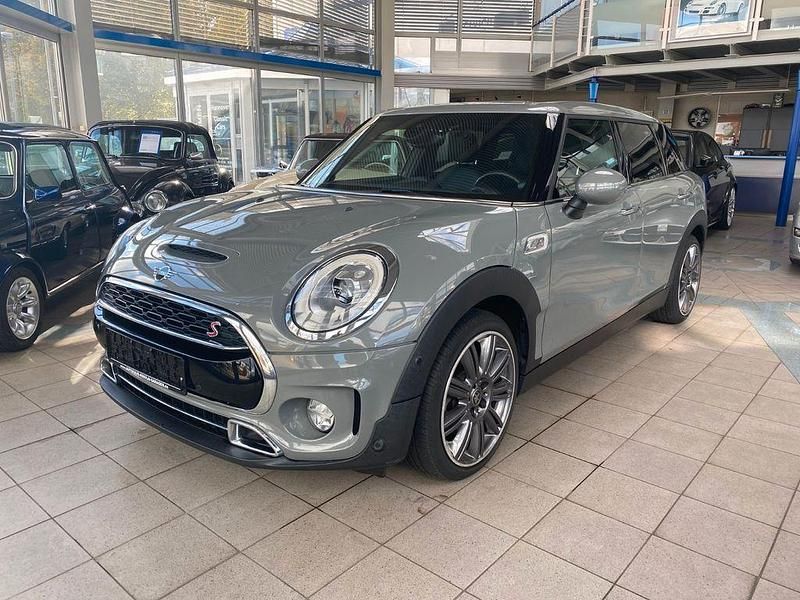 Moonwalk grey Gebraucht 2018 Mini Cooper S Clubman Kombi | 22.990 € (Etwas zu teuer) - Bild 1/4