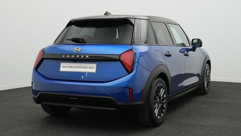 Gebraucht Mini Cooper Classic 114 kW (156 PS) 2025 Blau Kleinwagen