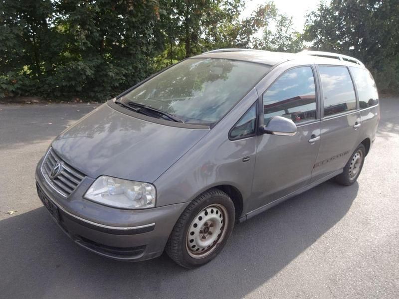 Grau Gebraucht 2006 VW Sharan Freestyle Van / Kleinbus | 2.900 € (Superpreis) - Bild 1/4