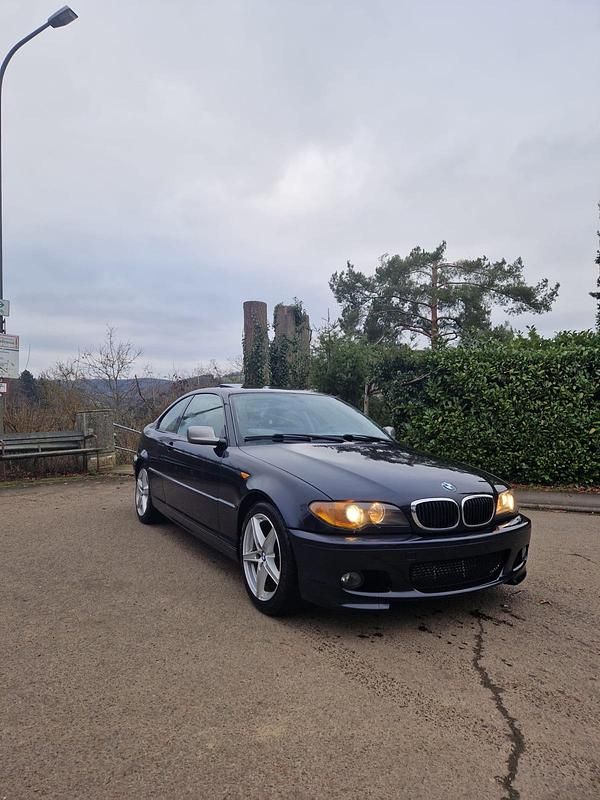 Gebraucht BMW 320 150 PS (110 kW) 2003 Blau Coupé