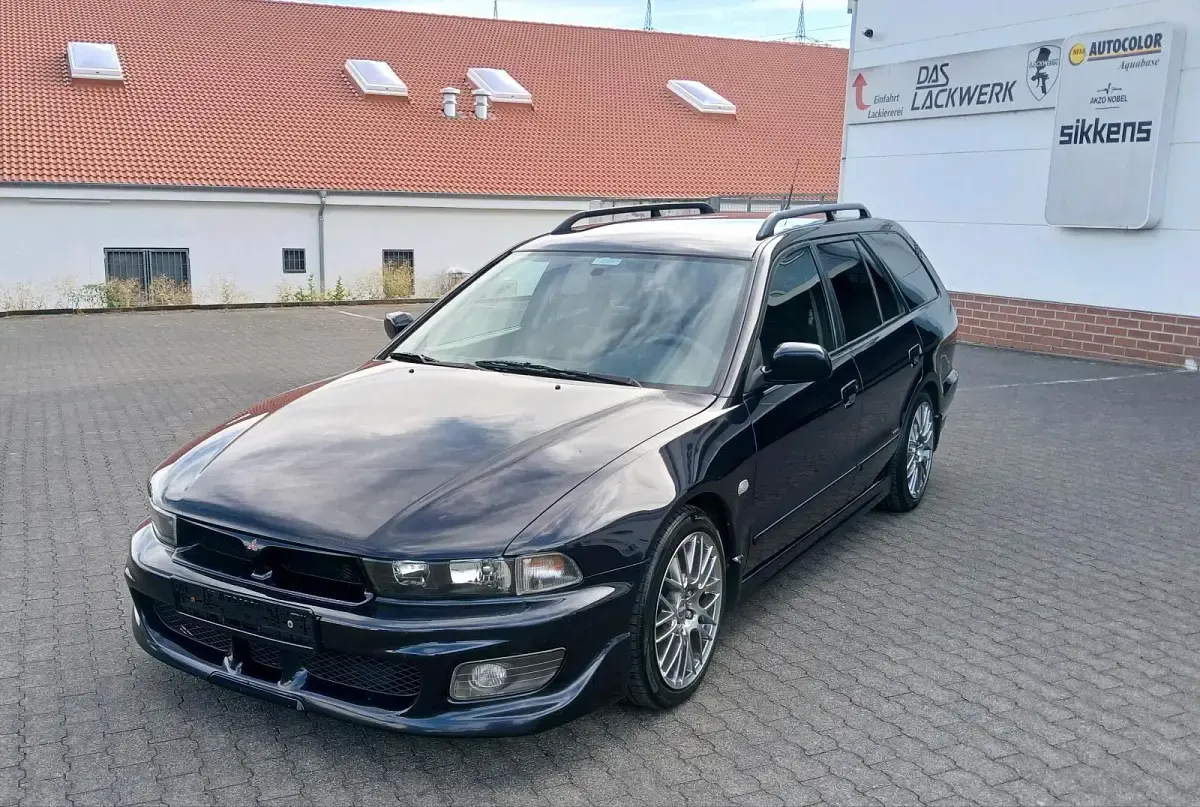 Gebraucht Mitsubishi Galant 163 PS (119 kW) 2002 Blau Kombi