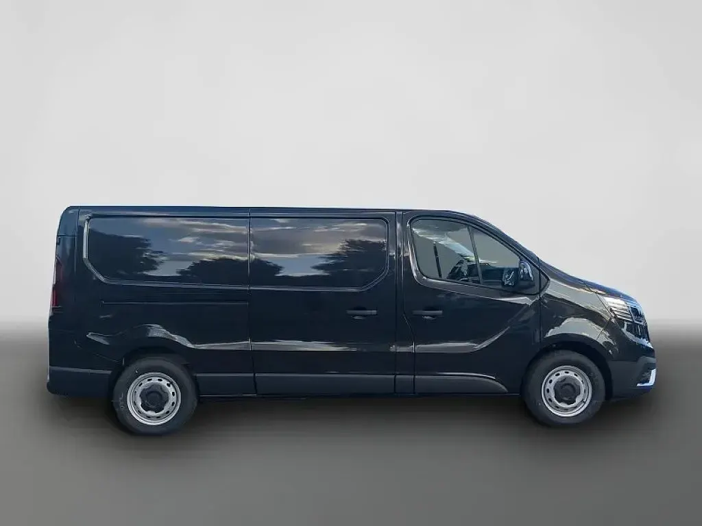 Neu Renault Trafic 170 PS (125 kW) 2025 Schwarz Van / Kleinbus
