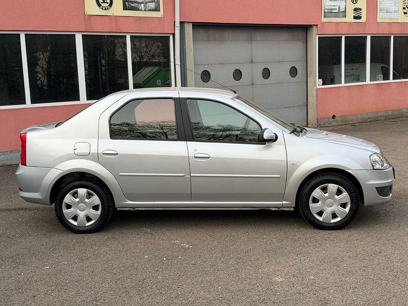 Gebraucht Dacia Logan Lauréate 87 PS (63 kW) 2009 Grau Limousine